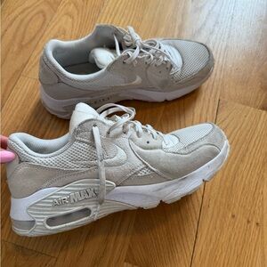 Nike Air Max Beige Sneakers